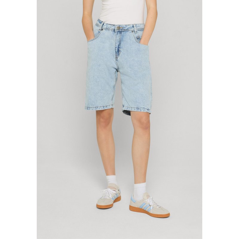 DEF SKATER Short