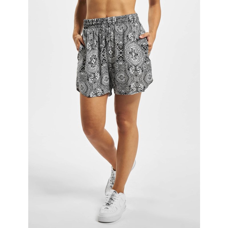 Urban Classics Ladies AOP Viscose Resort Short