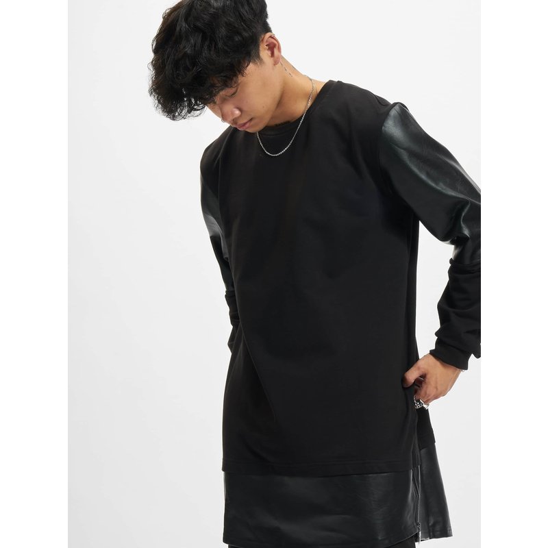 Urban Classics Long Zipped Synthetic Leather Crewneck