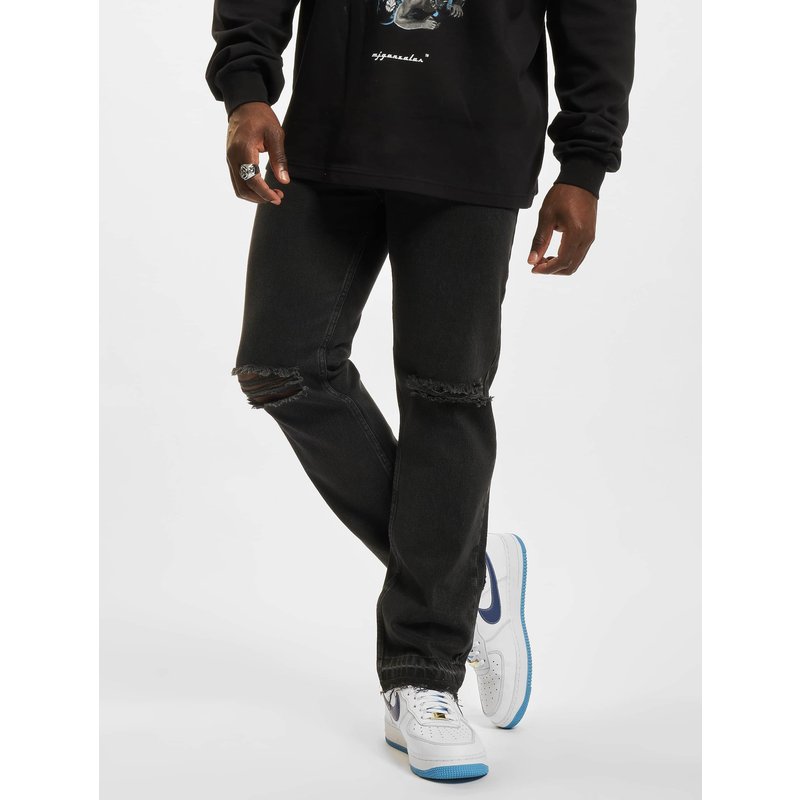 MJ Gonzales Baggy Denim Destroyed