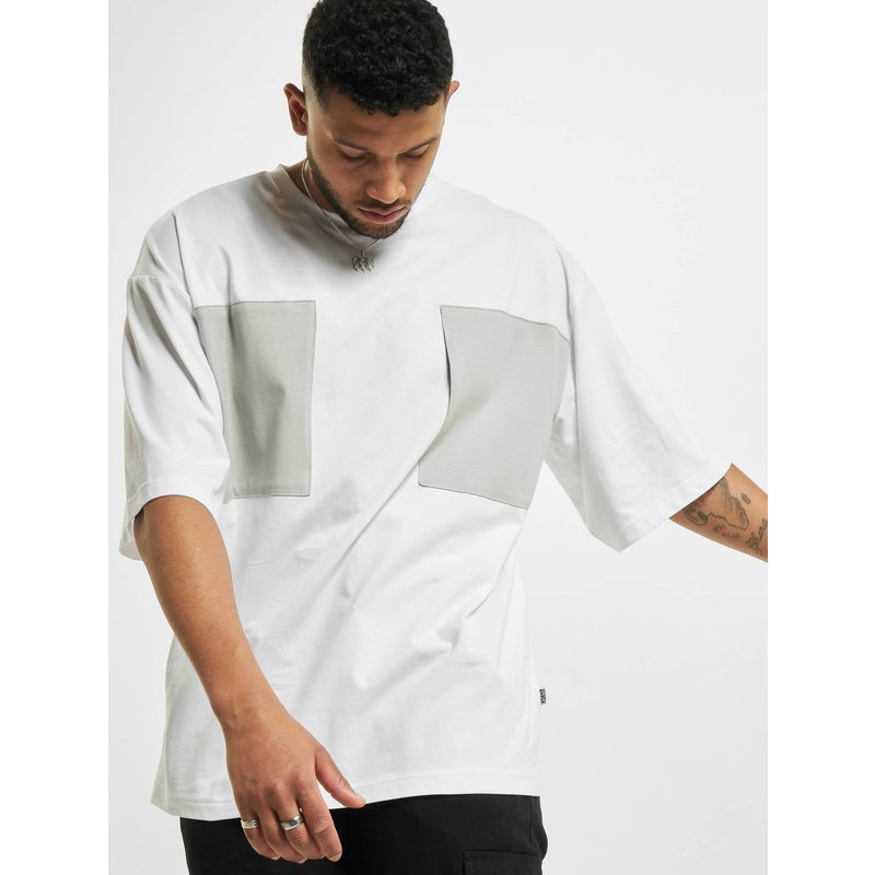 Urban Classics Big Double Pocket Tee