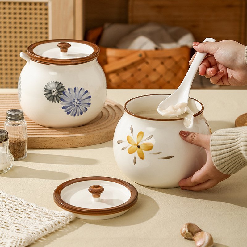 Ceramic Lard Jar Household High Temperature Resistant Covered Spoon Chili Oil Jar Oil Splashing Chili Jar Meat Oil Jar Retro