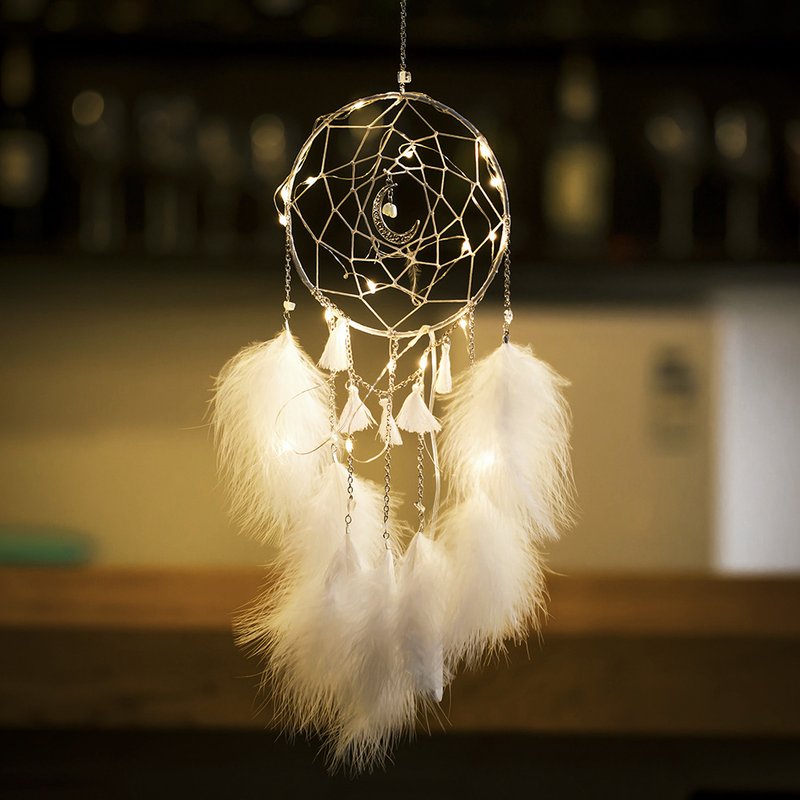 New creative white moonlight feather dream catcher pendant fashionable and simple handmade DIY wind chime pendant home accessories