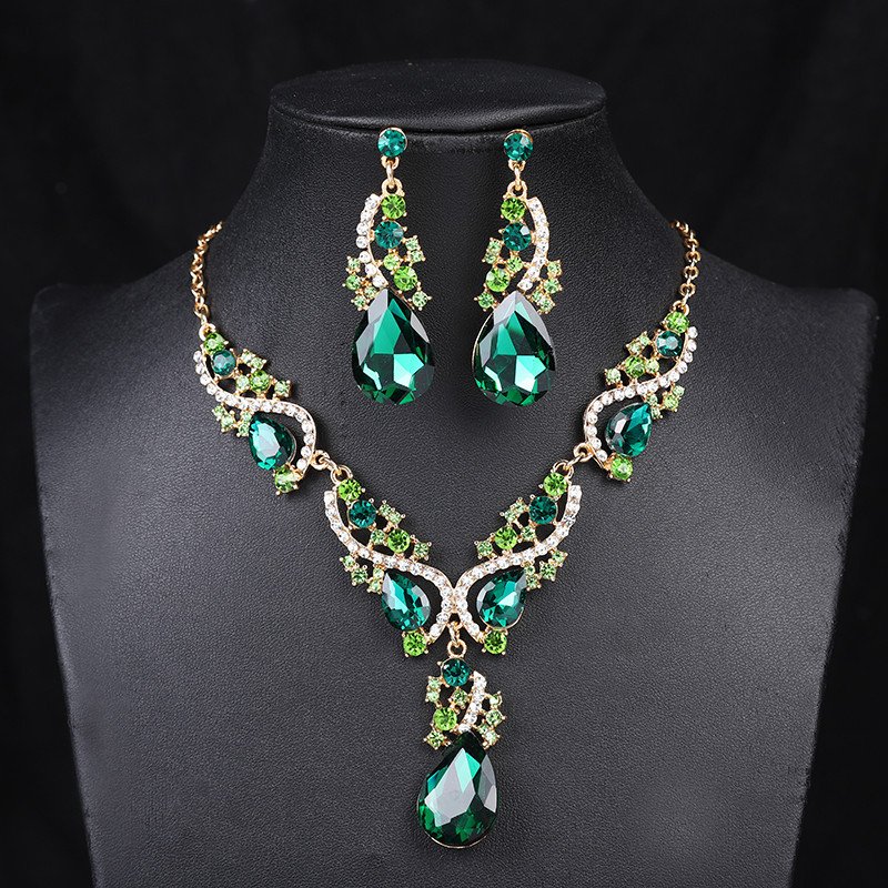 New Alloy Plated Jewelry Dress Exaggerated Necklace Earrings Set Vintage Jewelry Set
