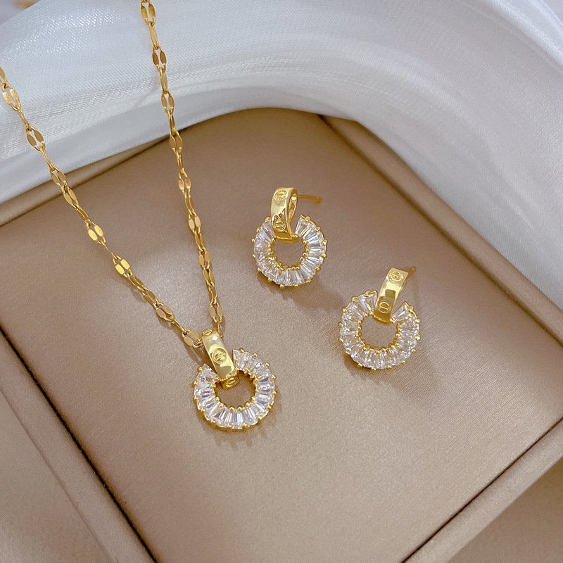 Jewelry Sets Korean Fashion Sweet Elegant Rhinestone Pendant Necklace for Women Zirocn Simple Collares Para Mujer