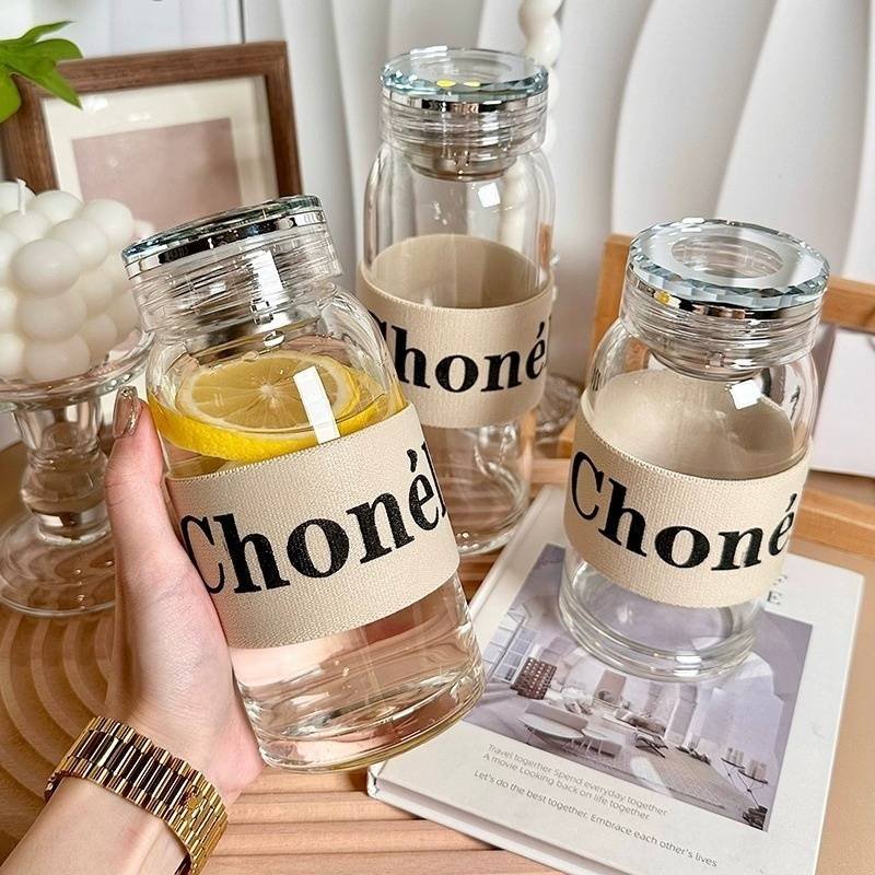 ​​High Borosilicate Glass Tea Cup - Heat-Resistant Transparent With Lid & Tea Strainer Stylish Women's Design​