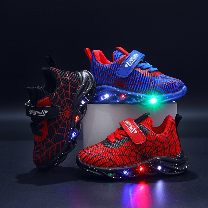 Children's Casual Shoes Flash Shoes Sports Shoes Mesh LED Light Up Children's Shoes New 1 6 Years Old Cool Boys