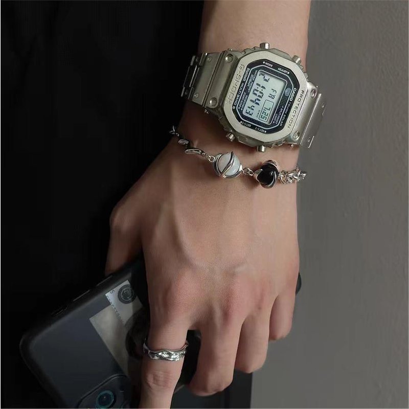 Original Versatile Design Cat's Eye Stone Black And White Bracelet For Men And Women Light Luxury High End No Fading Titanium Steel Material