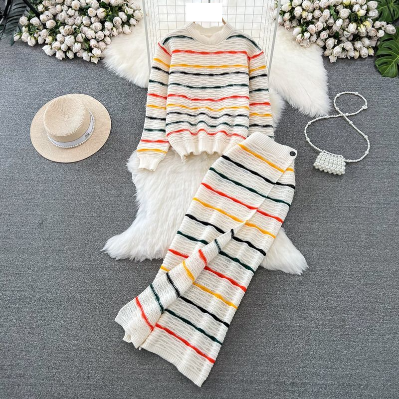 Women's fashion color contrast knit suit cream ice cream striped top slimming slit skirt
