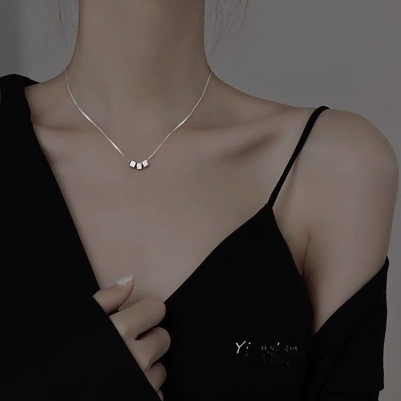 New Simple and Fresh Handmade Plain Geometric Square Pendant on Necklace Design Sense Short Necklace Clavicle Chain Gift for Women