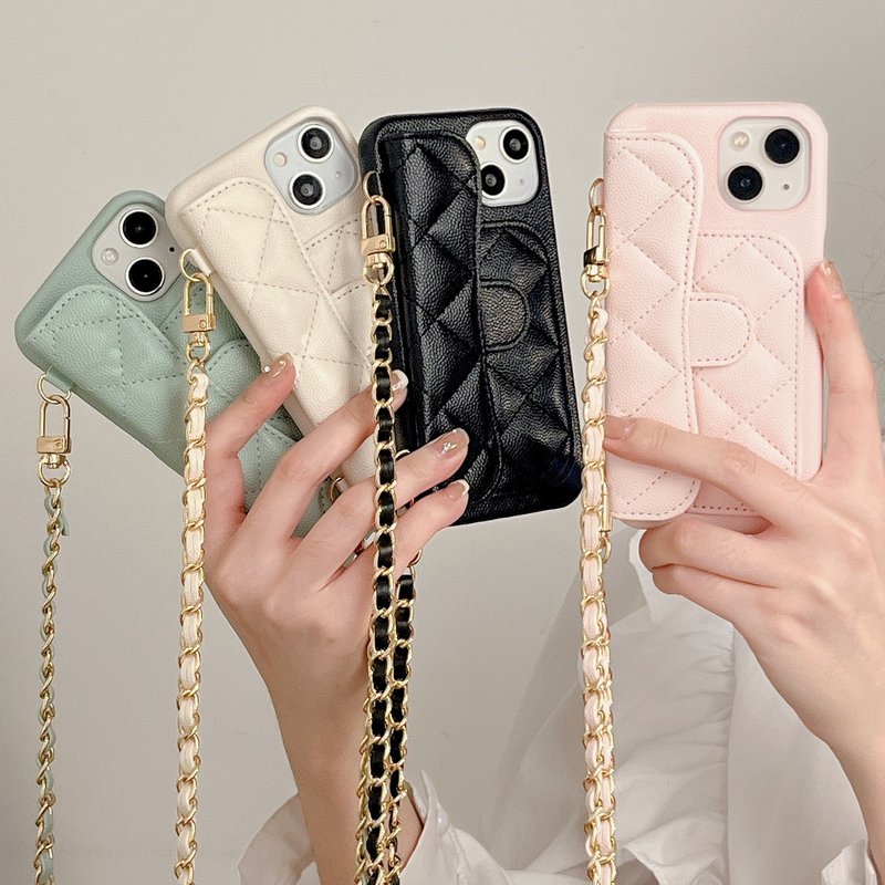 Mobile phone case fragrant style rhombus chain diagonal mobile phone case suitable for iPhone14promax apple 15 caviar 14 luxury