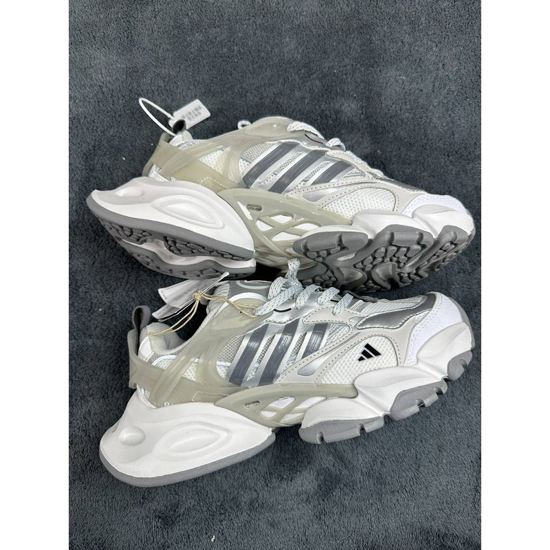 Don't Miss XLG RUNNER Gray And White Unisex Retro Fashion Trend Street Casual Running Shoes