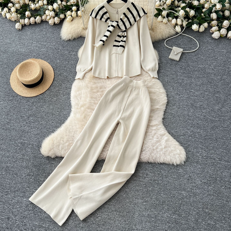 ​​Relaxed Casual Women's Outfit - Loose Round Neck Zip-Up Knit Top With Striped Shawl & High-Waisted Wide-Leg Pants​​