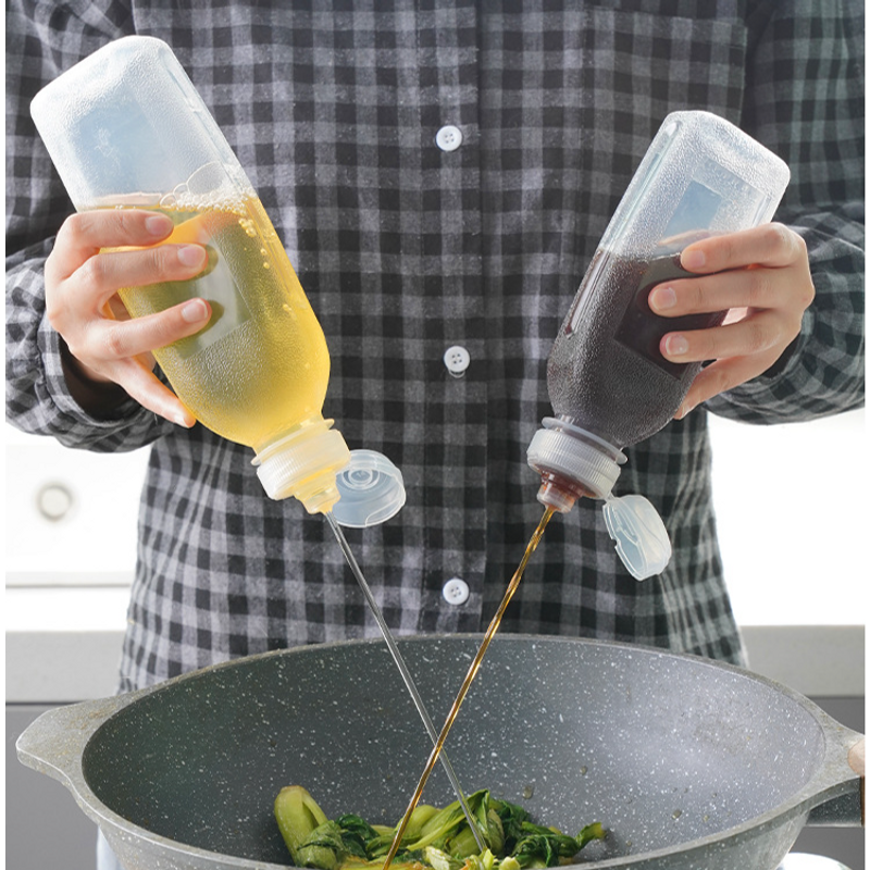 Screaming Oil Pot Kitchen Plastic Seasoning Seasoning Oil Soy Sauce Vinegar Squeeze Bottle Squeeze Sauce Bottle Squeeze Bottle Oil Bottle