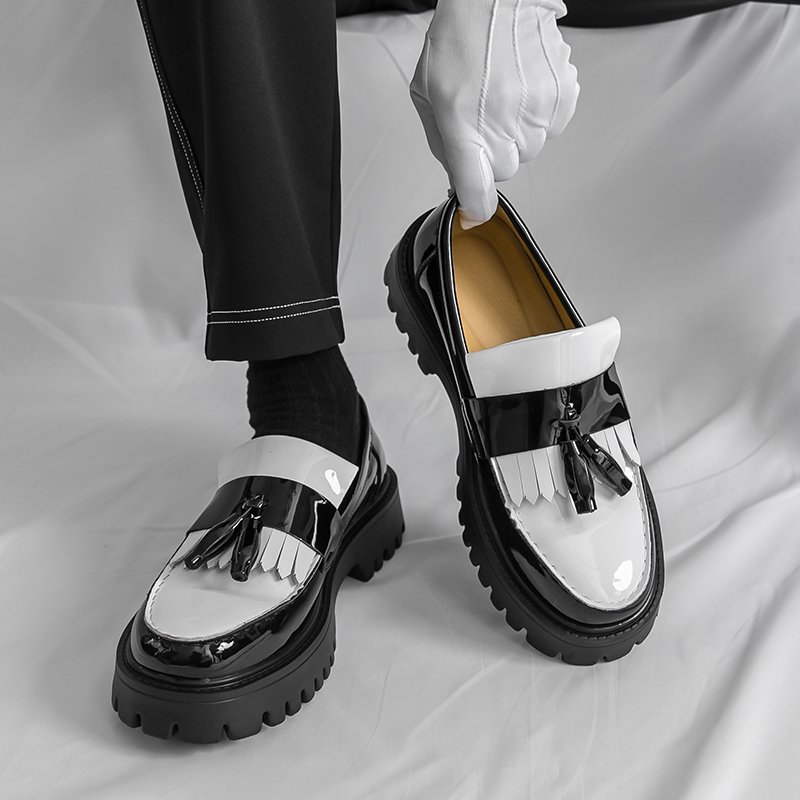 Men's British Fashion Black And White Color-blocking Tassel Thick-soled Heightened With One Foot, Korean Casual Round-toe Business Men's Shoes