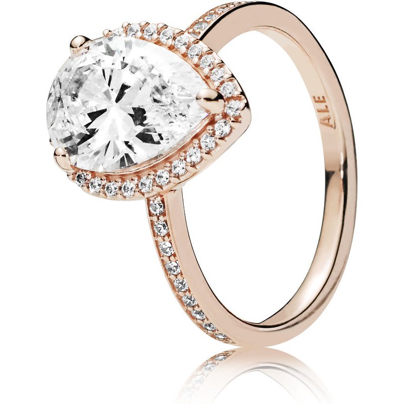 Fashion Sparkling Teardrop Ring