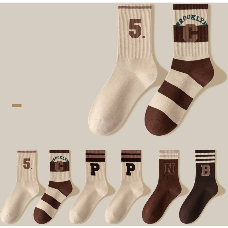 Women's Socks Spring And Autumn Retro Trend Sports Socks Cotton Socks College Style Pile Socks Letter Basketball Yoga Socks