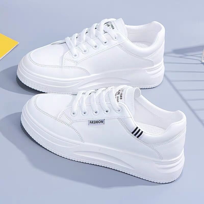 Women's White Sneakers Casual Breathable Slip-On Shoes Lightweight Comfortable Walking Shoes For Women
