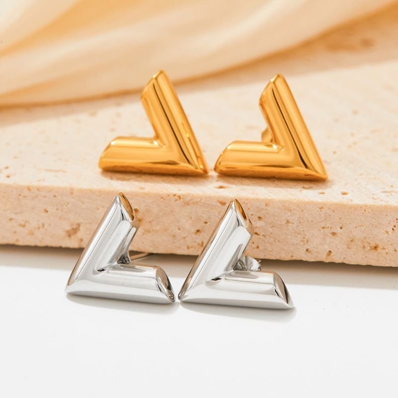 European And American Fashion Minimalist V-shaped Earrings, Gold-plated Stainless Steel Letter V, Women's Versatile Earrings And Earrings