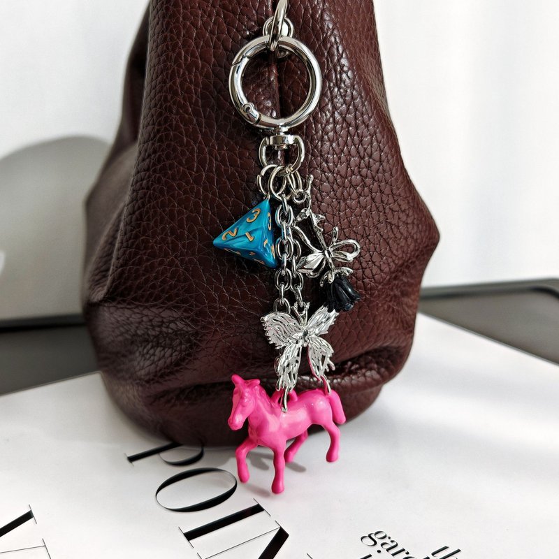 Bag Pendant Original, High-end, Rustic Style Bag Pendants, Woven Rope Sieving, Small Horse Keychains