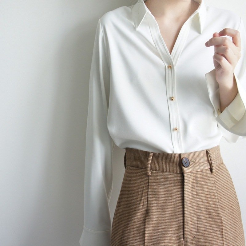 Women's Clothing V neck white shirt long sleeve autumn retro metal button design sense drape good outer wear chic