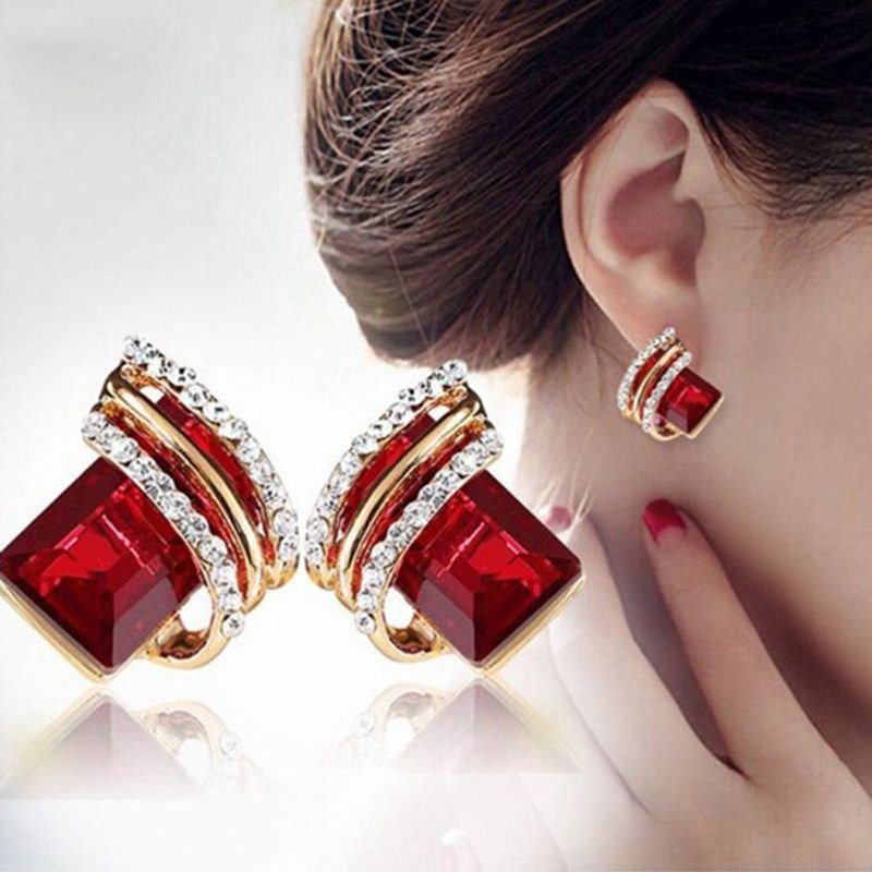 1 Pair Ear Studs Rhinestone Luxury Ear Decoration Jewelry Crystal Engagement Earrings Anniversary Gifts