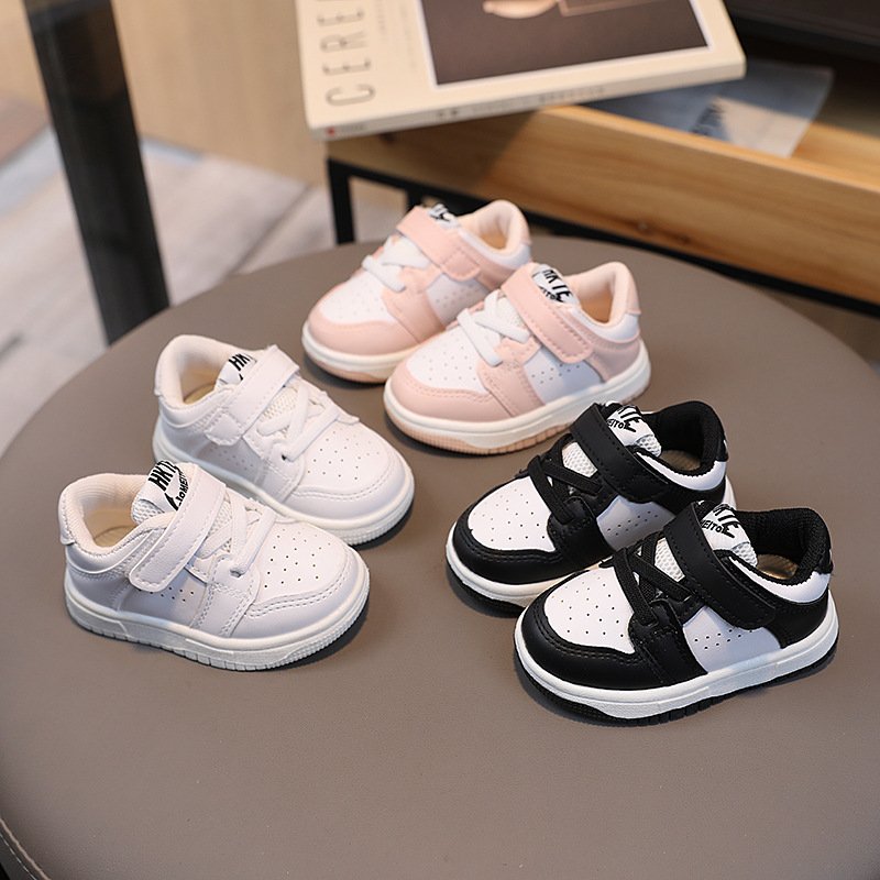 Children's sports boys girls board spring and autumn 2024 Korean version, panda white boys, baby single shoes, learning