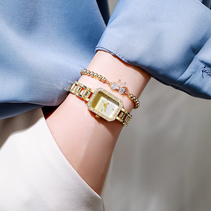 Fashion Women's Water Diamond Square Small and Elegant Charm Bracelet Full of Stars Leisure Student Quartz Watch