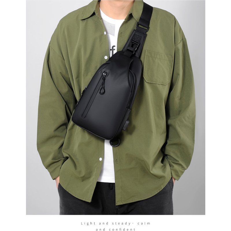 Men's new outdoor large capacity crossbody bag, men's chest bag, fashionable, simple and trendy shoulder bag