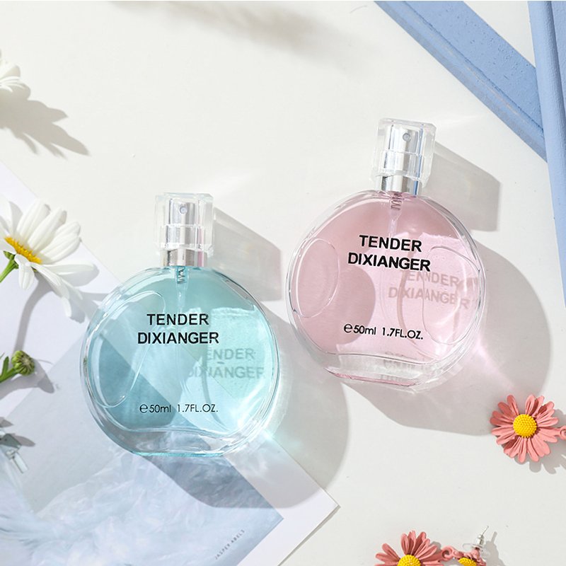 Cyber Red Meets perfume Softly; Persistent Fresh eau de toilette Women's Flower and Fruit Flavor