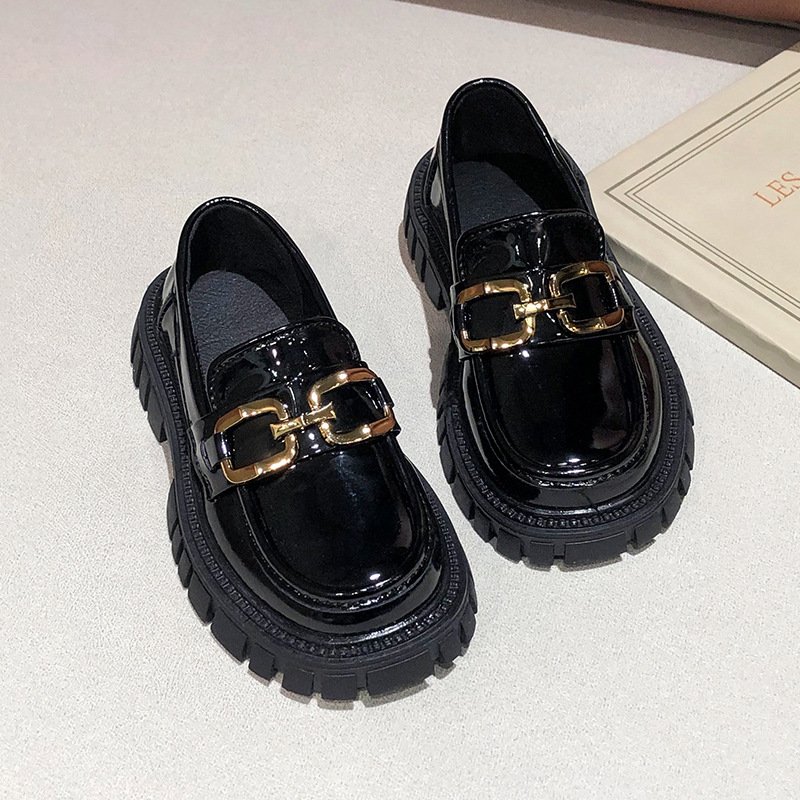 British style thick sole spring and autumn 2023 new patent leather shoes, one-legged single shoes, performance shoes