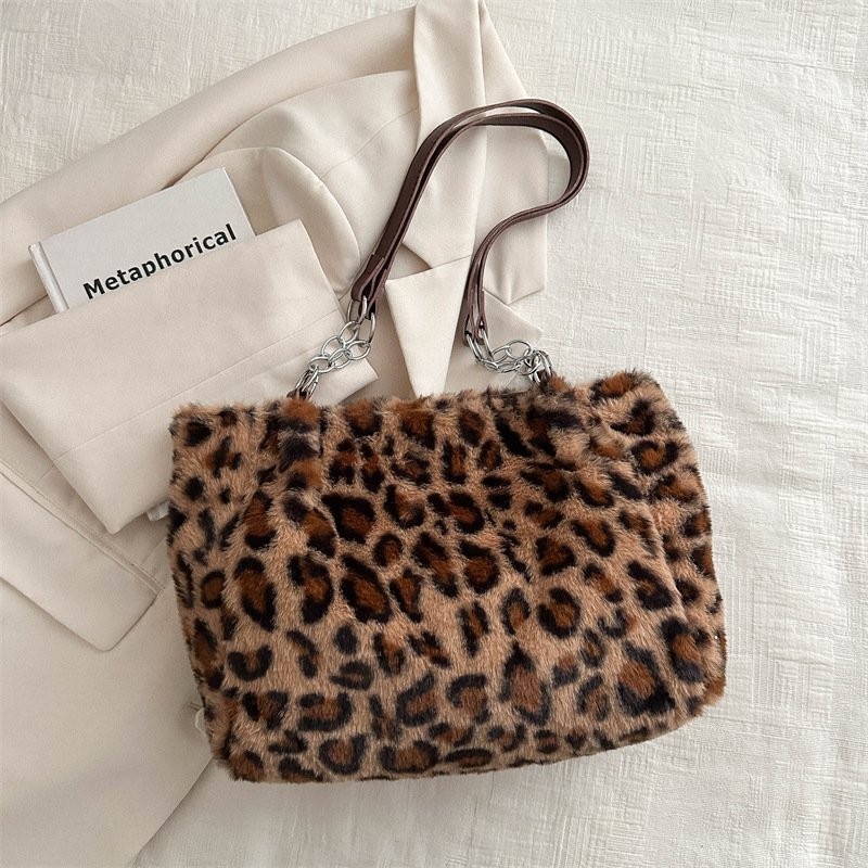 Simple Large Capacity Bag Fashion Leopard Print Plush Tote Bag Atmospheric Furry Shoulder Bag Women's Bag