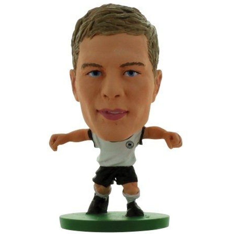 Soccerstarz - 400367 - Figurine Sport - Holger Badstuber Dans Sa Tenue D'équipe D'allemagne À Domicile