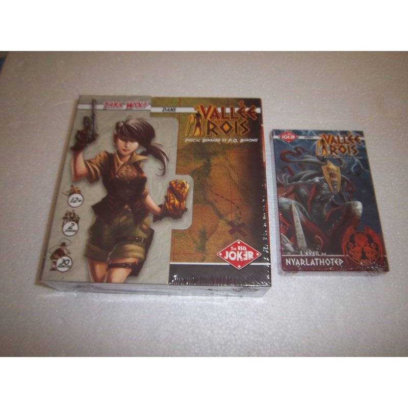 Tara Wolf Dans La Vallée Des Rois