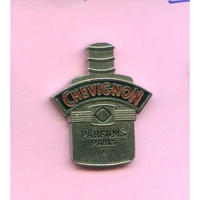 Rare Pins Parfum Chevignon Paris H204