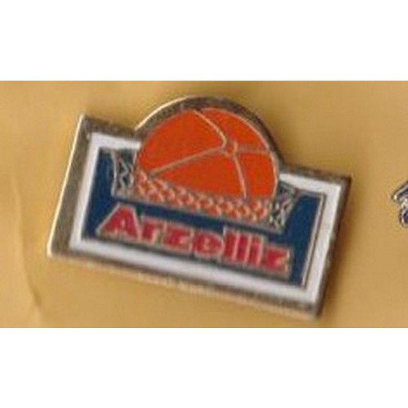 Pin's Basket Basketball Arzelliz De Ploudalmezeau Bretagne Ref 5258