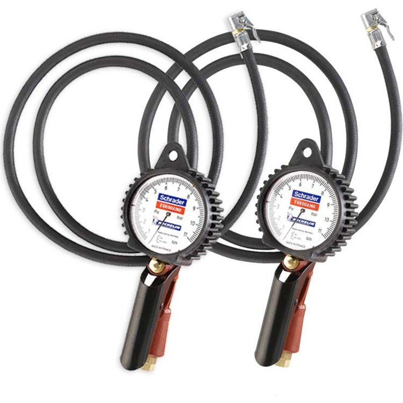 LOT DE 2 PISTOLETS MANOMETRES POIGNEE de GONFLAGE EURODAINU MICHELIN