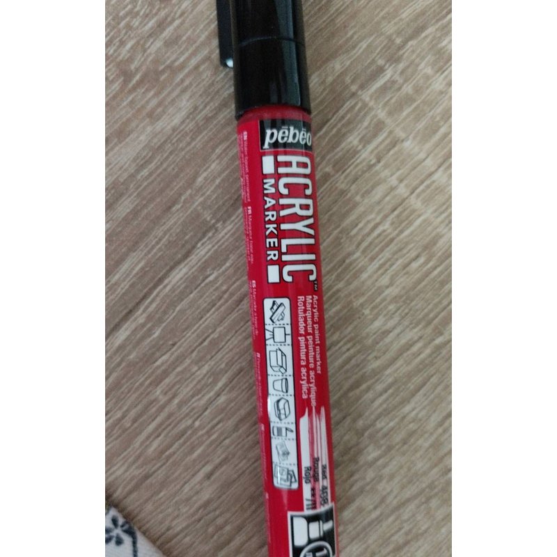 ACRYLIC MARKER 1.2MM ROUGE