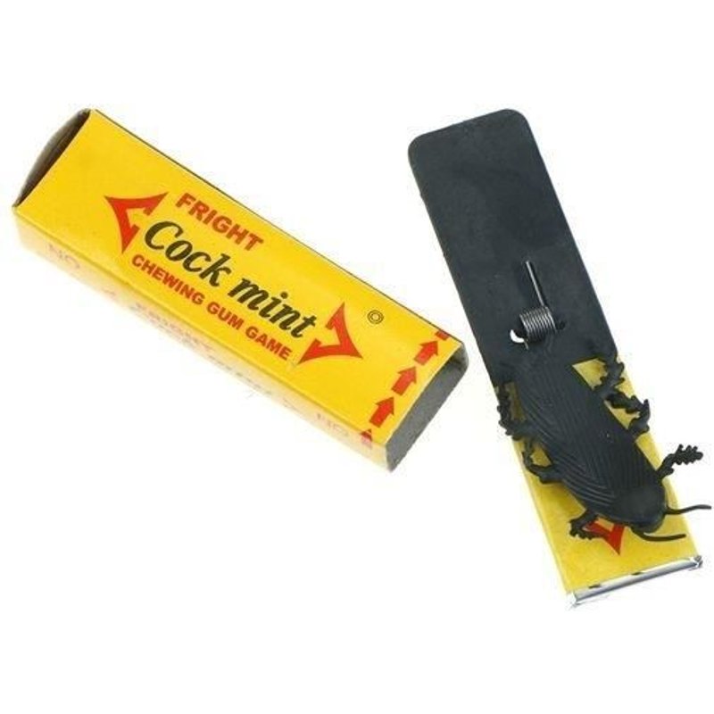 Chewing-Gum Piégé Cafard * Dimensions : 8,9 X 2,2 X 1,5 Cm Fonctions : Farce Contenu : 1 Paquet De Chewing Gum Avec Cafard