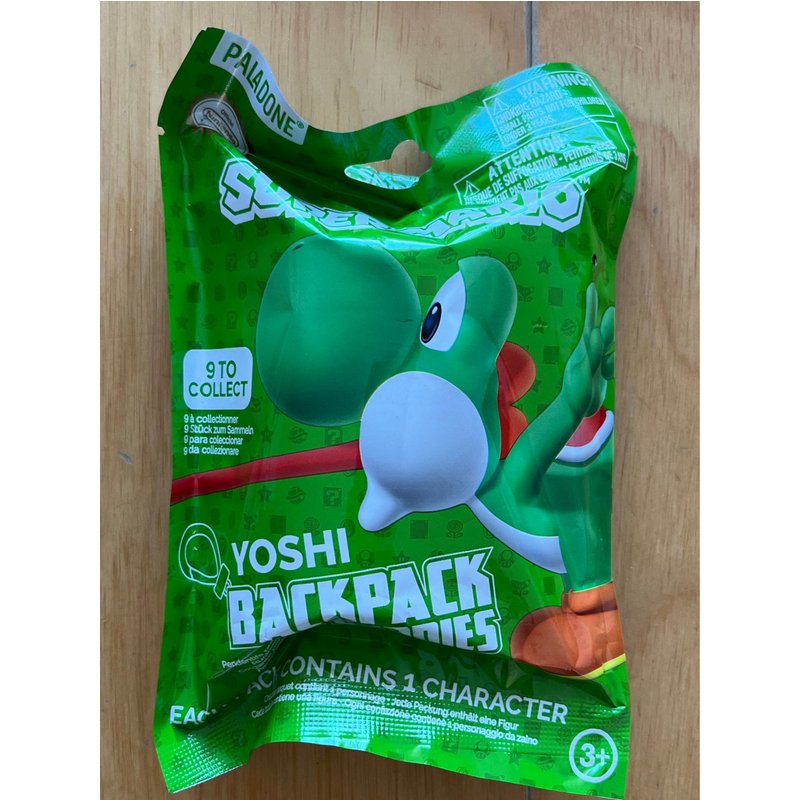 Yoshi Porte Cle Mystere Presentoir 24 Pieces