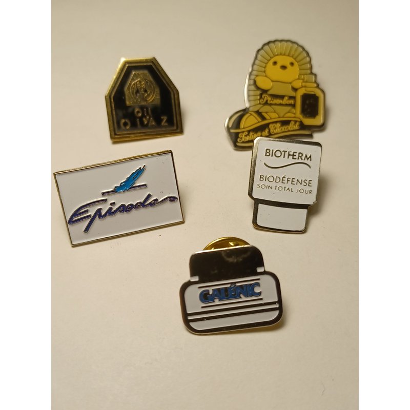 Lot De 5 Pin's Parfums Et Cosmetiques