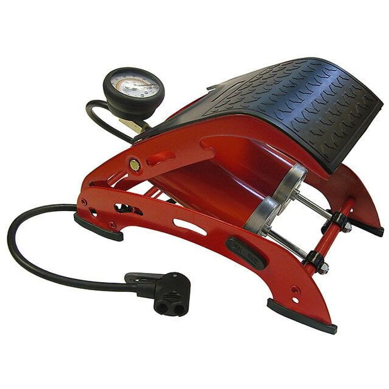 Pompe à pied double cylindre avec manomètre