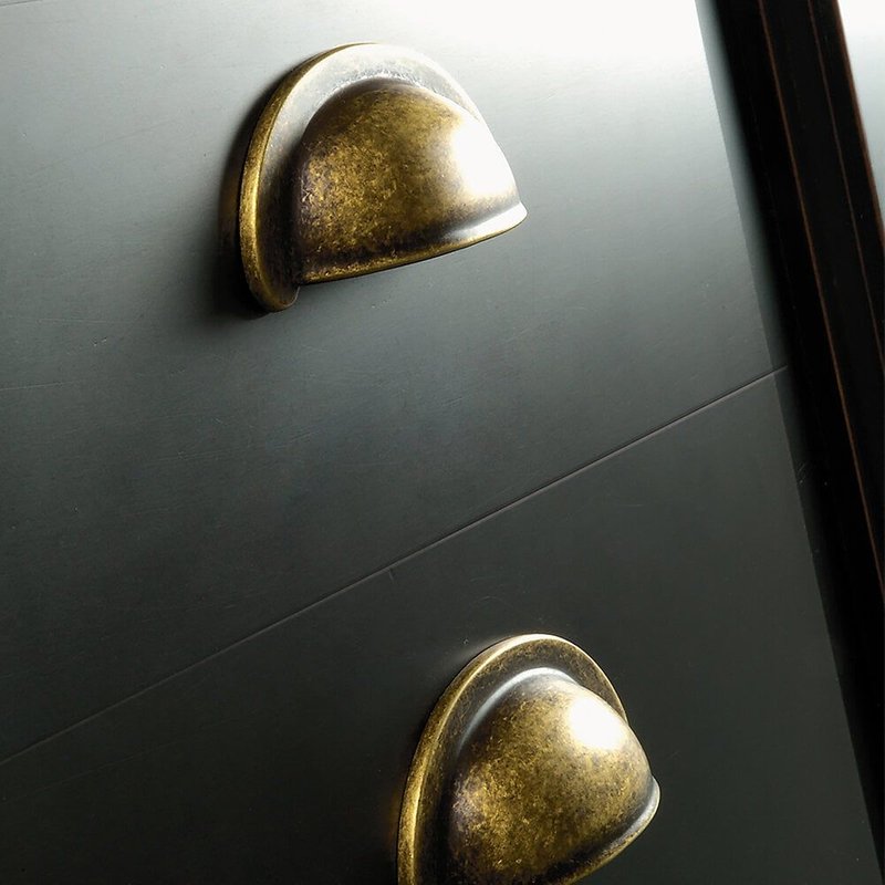 Poignée de meuble - coquille - finition bronze - Marrakech EMUCA