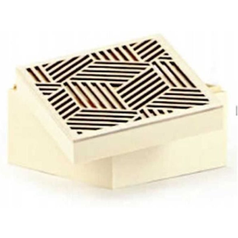 Boîte en bois couvercle ajouré Géométrique - 9,5 x 9,5 x 6 cm