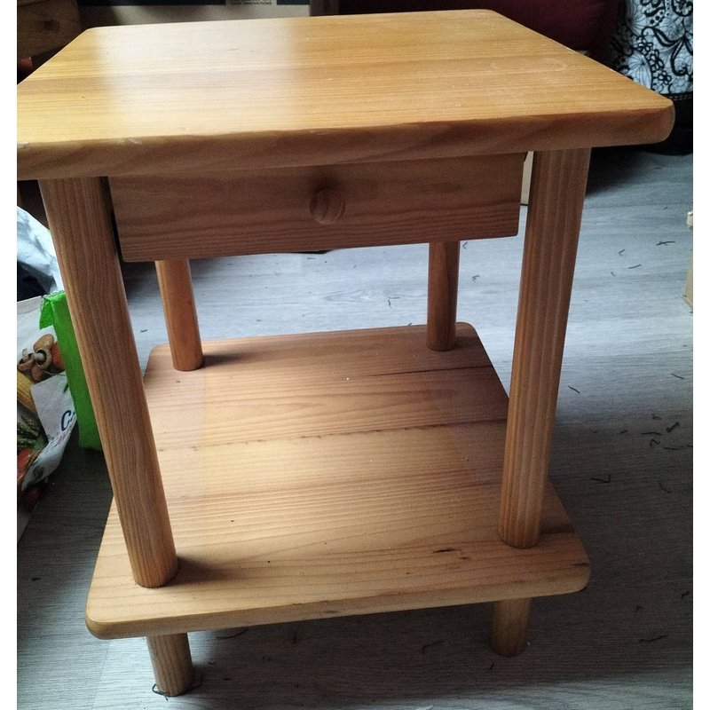 Table De Chevet Pin