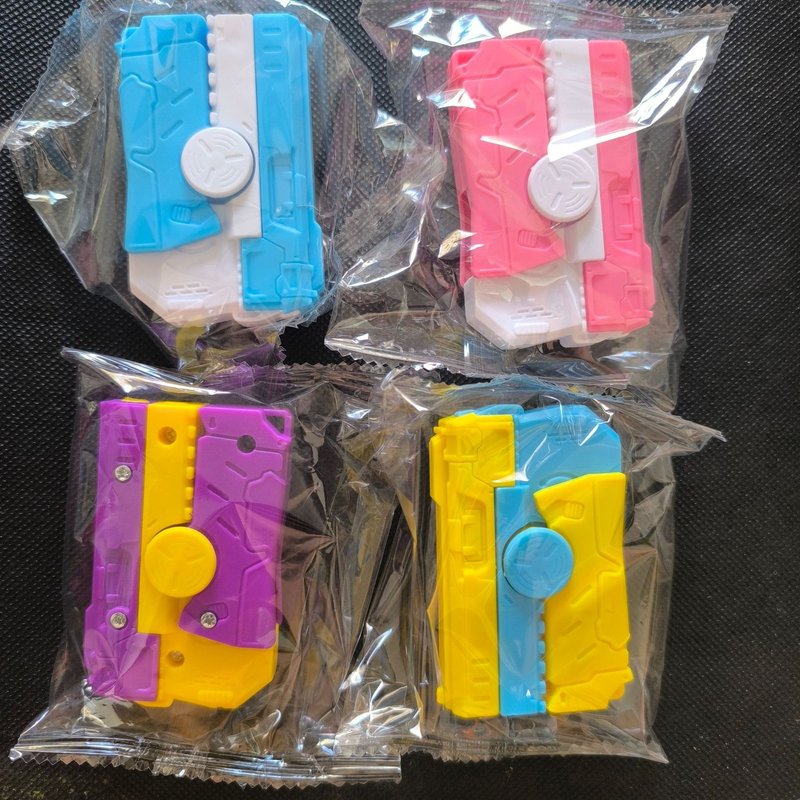 Pistolet À Tirette Miniature Pour Enfants Stress Relief Jouet De Marché De Nuit Vente Chaude 4 Couleurs Assorties