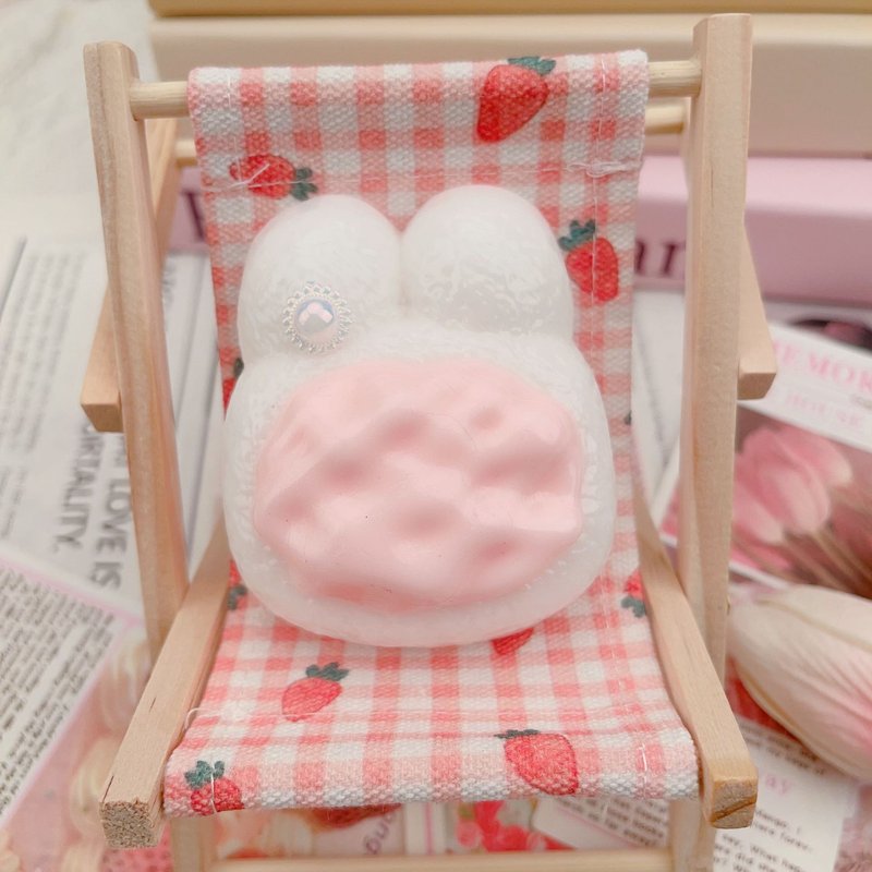 Jouet De Soulagement De Stress Pour Réduire Le Stress: Moelleux Et Rouge. Achat En Gros Pour Stands Commercials Livraison Gratuite Jouet De Poche Pour Chien Et Ch Chat