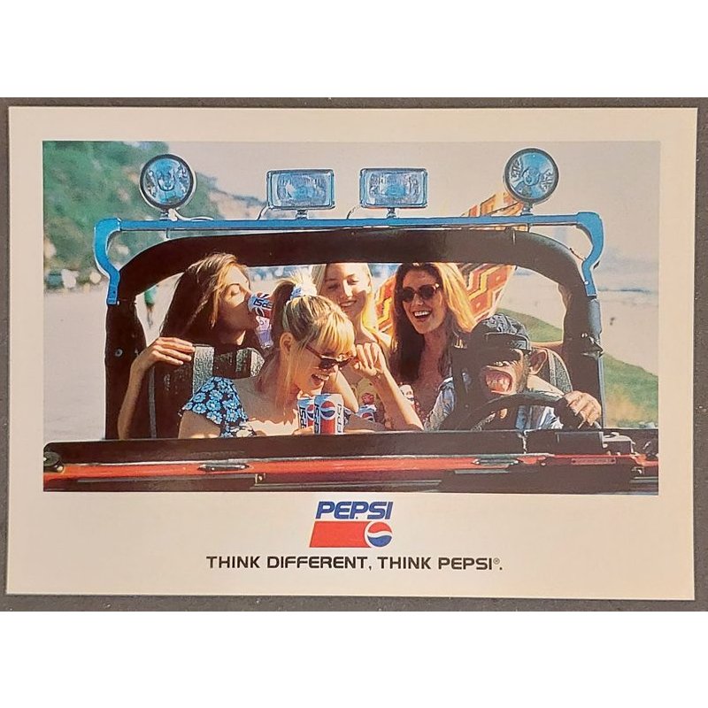 Carte Postale Édition "Carte À Pub" - Pepsi (Boisson - 4 Femmes Et Un Singe Dans Une Voiture)