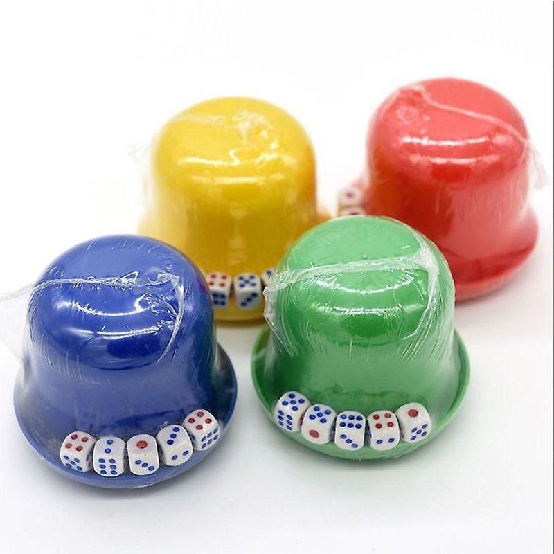 Gobelet À Dés Avec 5 Dés Standards