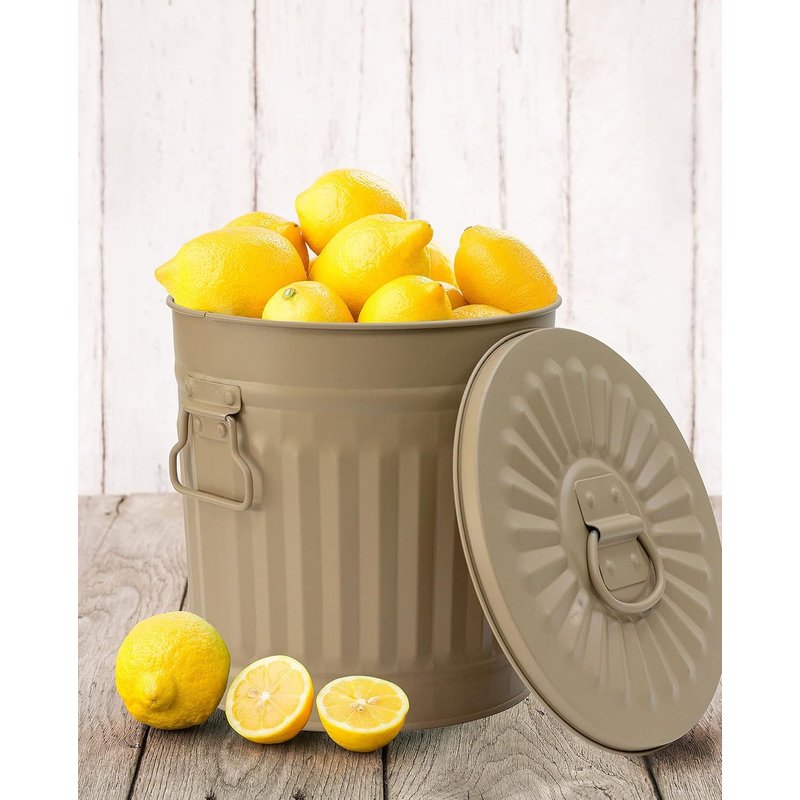 Poubelle en métal galvanisé avec poignées et couvercleBeigeDiamètre Ø 21,5 cm-Hauteur 21,5 cmCapacité: 7 litres